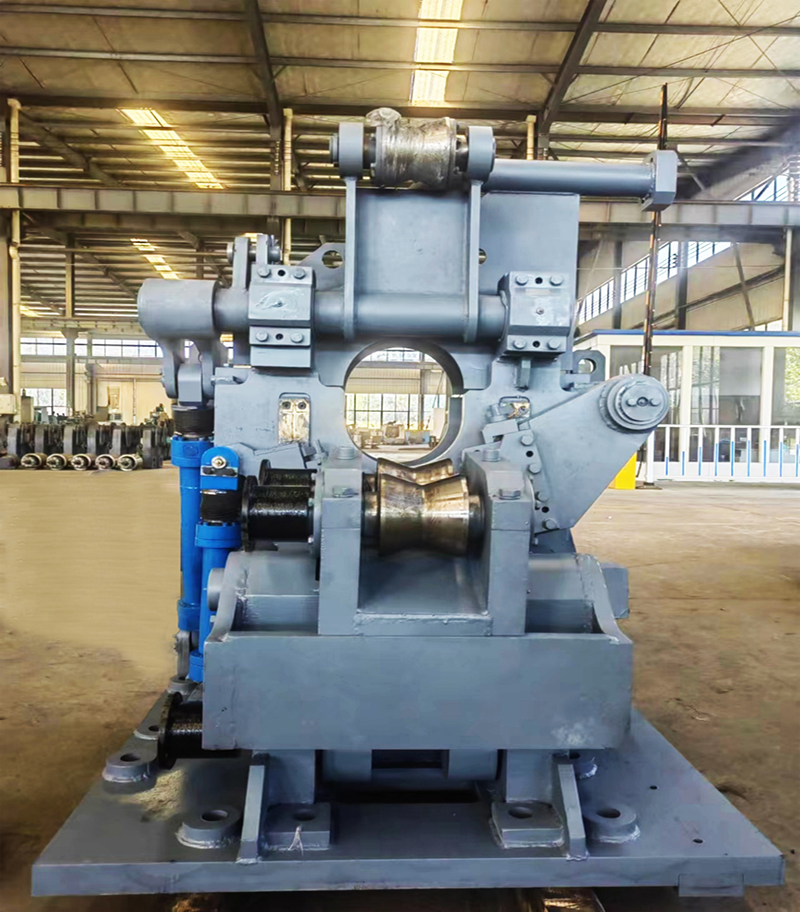 芯棒夾送機構(gòu)